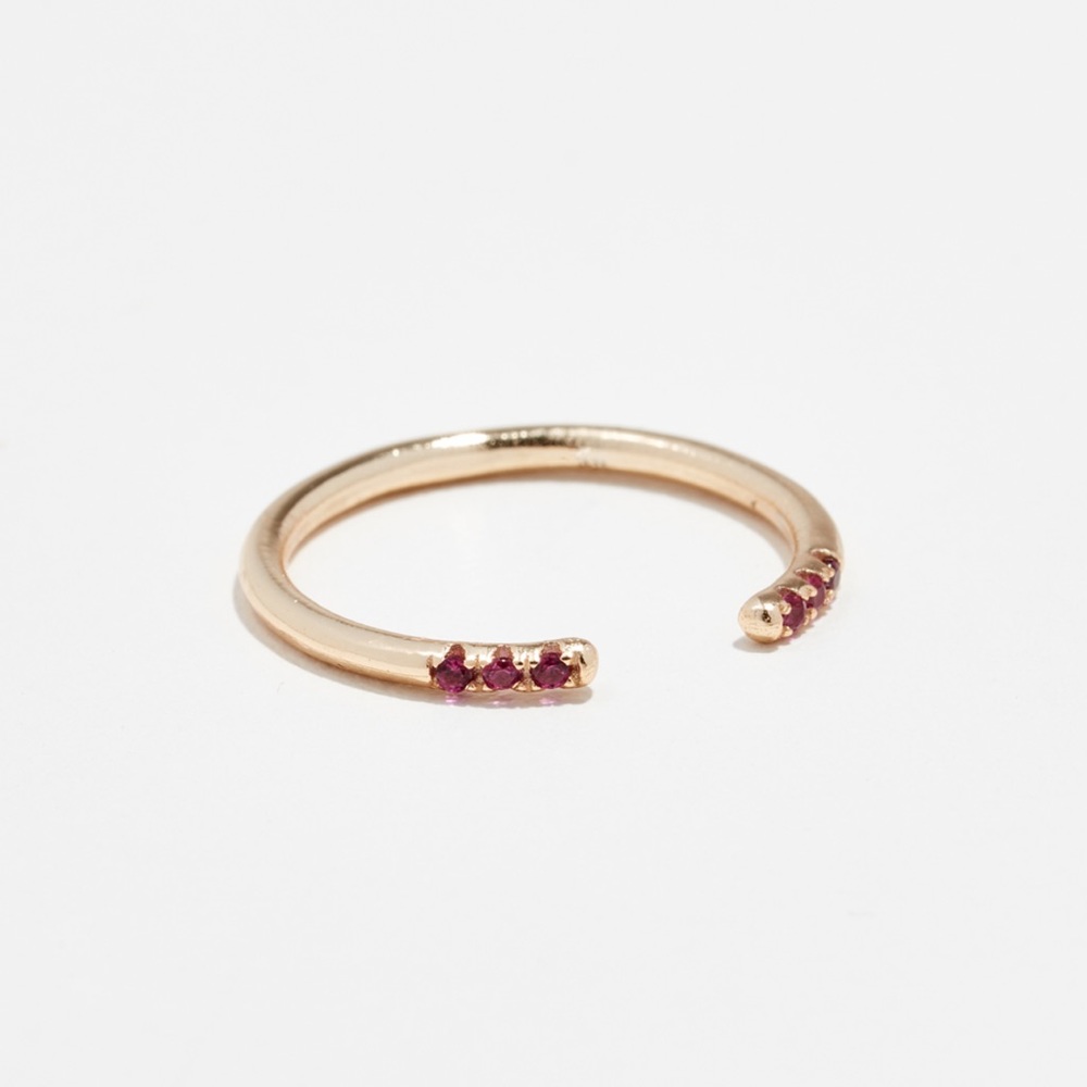 SASHI Yellow Gold/ Ruby Ring Size 7